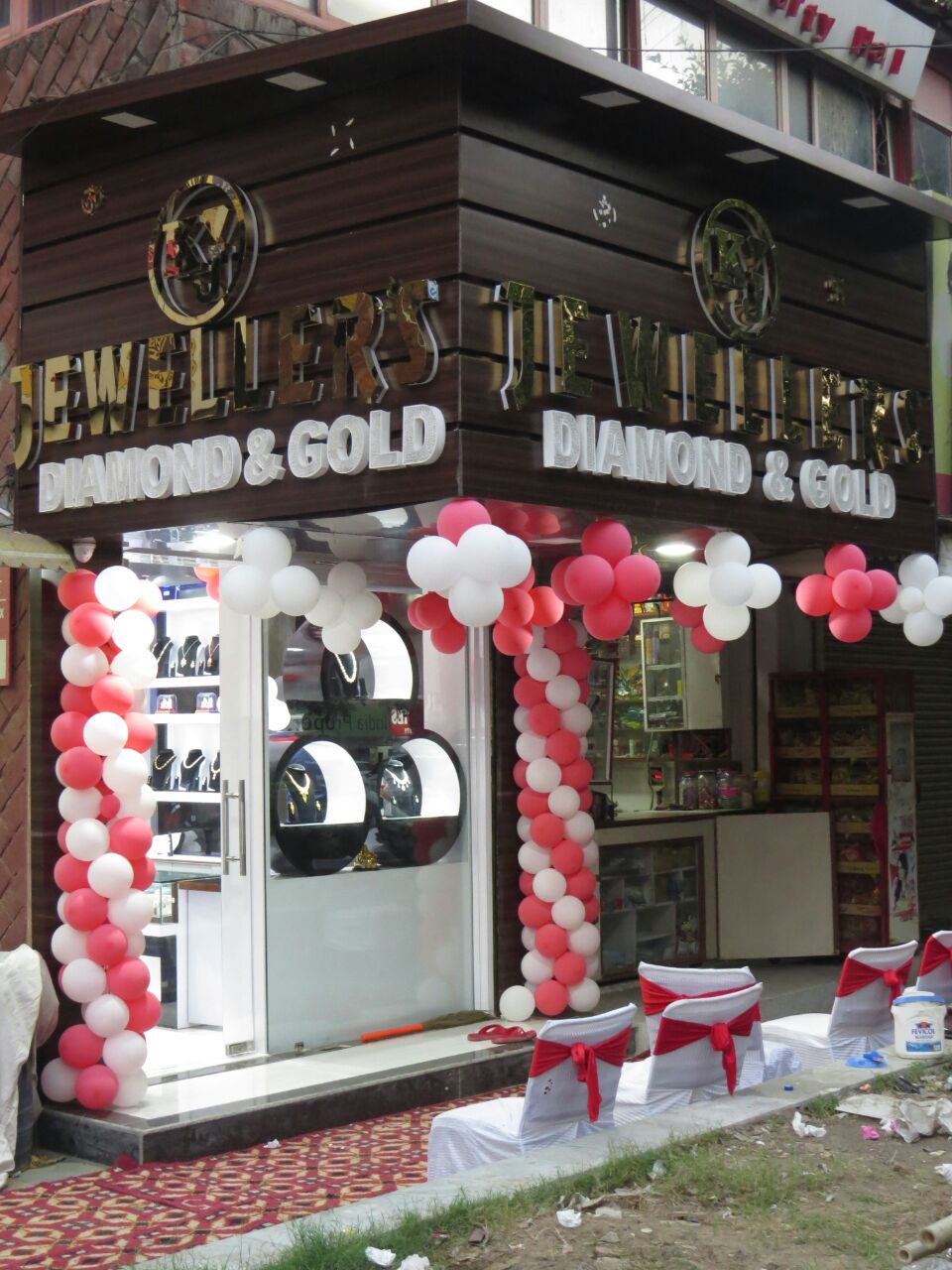 Jewellery Store interior